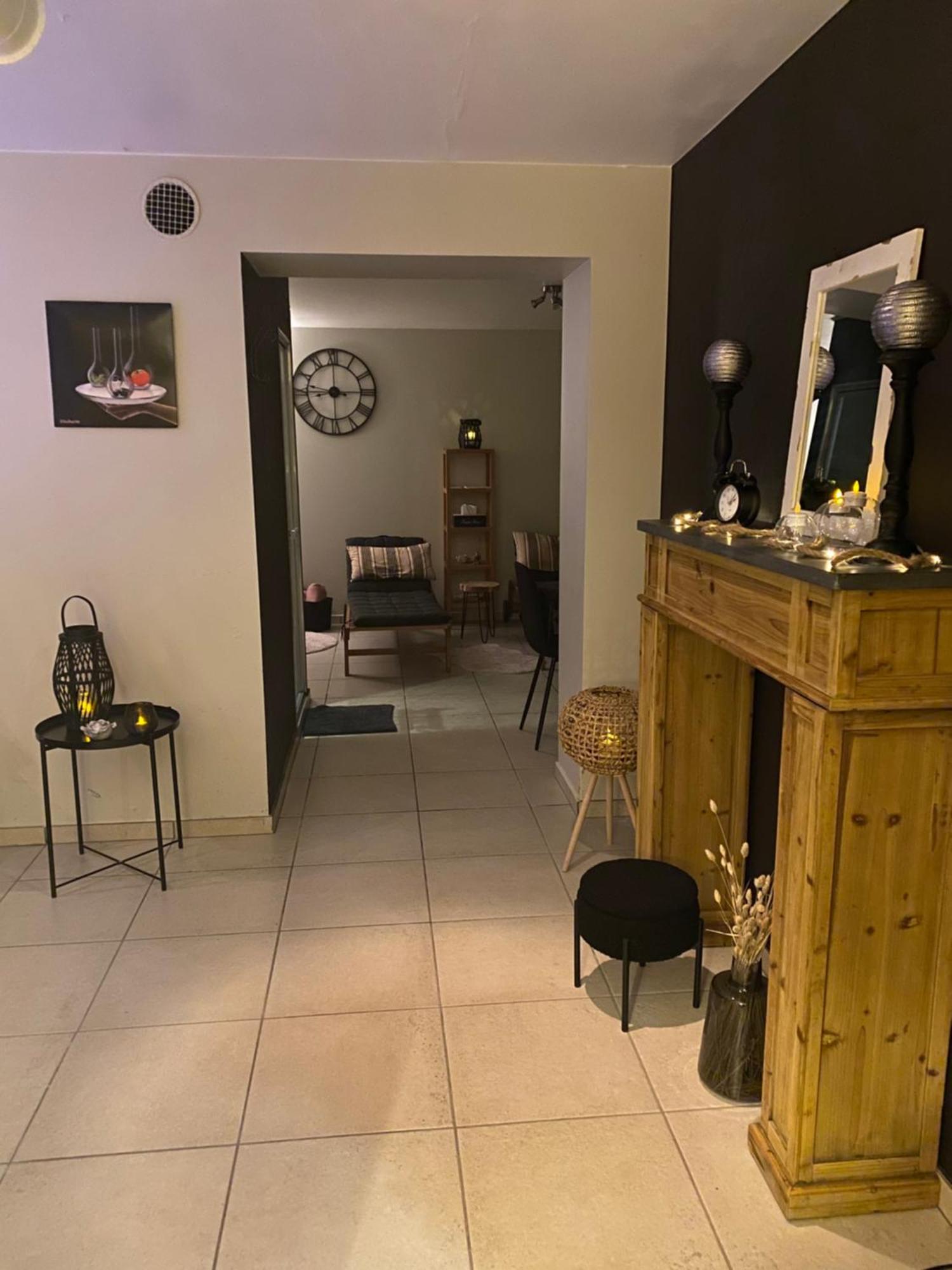 Le Petit Studio De L'Espace Bien Etre Libin Exteriér fotografie