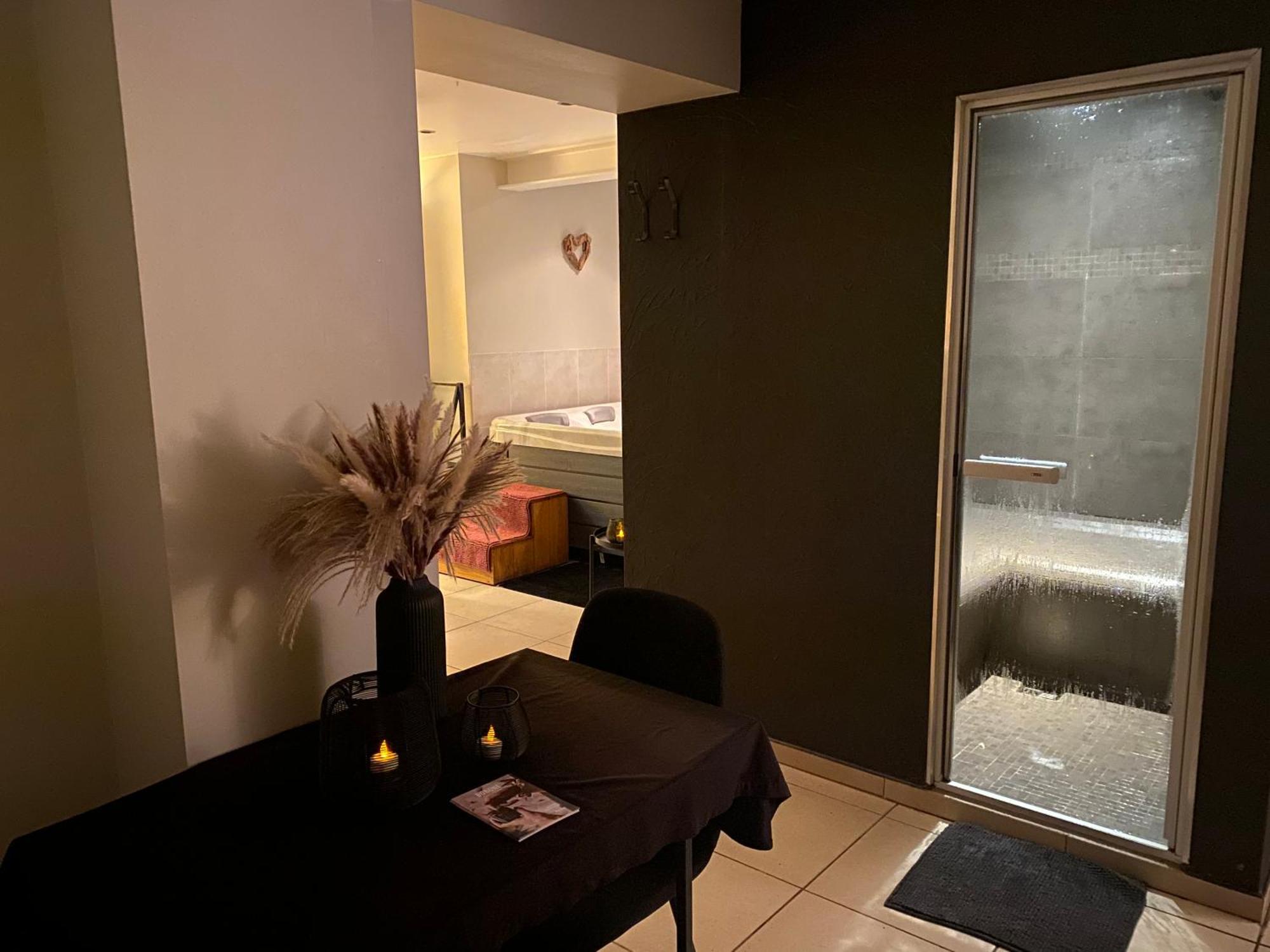 Le Petit Studio De L'Espace Bien Etre Libin Exteriér fotografie